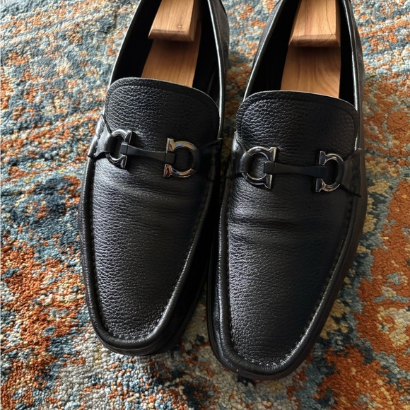 Ferragamo Grandioso Gancini Leather Loafers - Picture 7 of 10